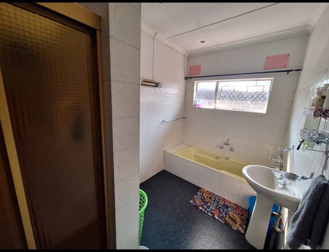 3 BEDROOM HOUSE FOR SALE IN VANDERBIJLPARK SE 7